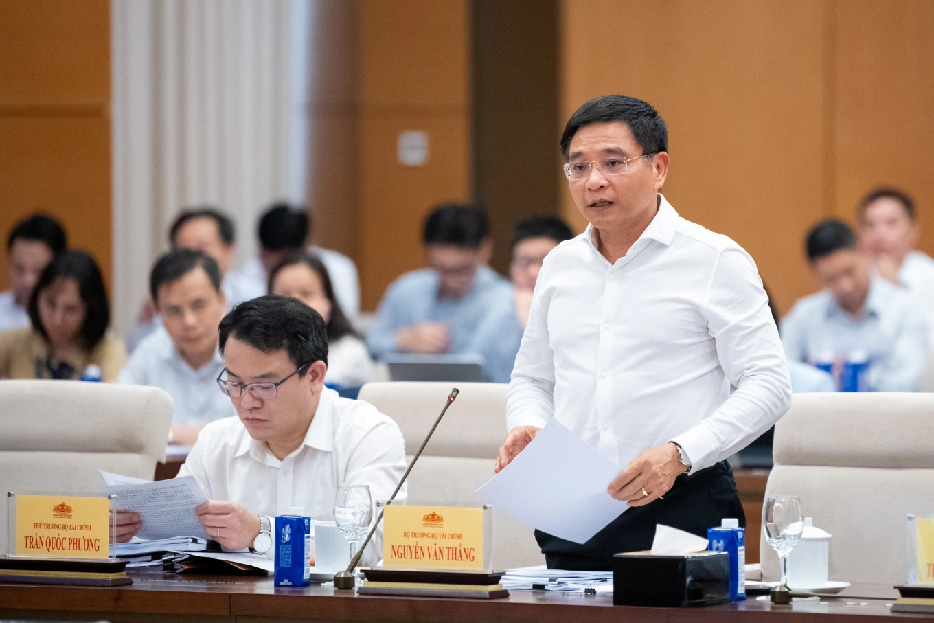 Ph&oacute; thủ tướng y&ecirc;u cầu sớm giao chỉ ti&ecirc;u tăng trưởng cho địa phương v&agrave; doanh nghiệp Nh&agrave; nước
